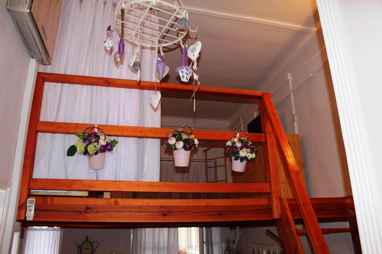 Belvarosi Vintage Apartman A Setaloutcan ميسكولك المظهر الخارجي الصورة